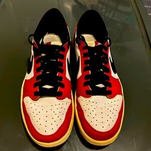 Air Jordan 1 low- Chicago size 9.5